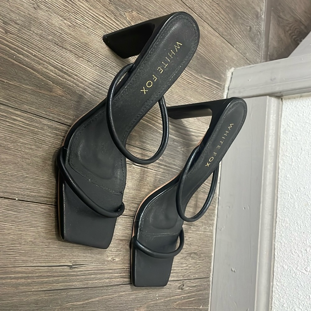 White fox black heals